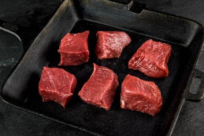 Свинина ошеек на шашлык 1 кг - купить в Елизаветино